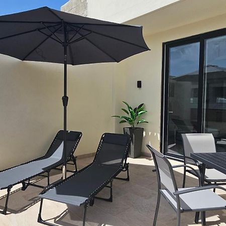 Sea Breeze Penthouse And Terrace Qawra St Paul'S Bay Apartment St. Paul's Bay Exterior foto