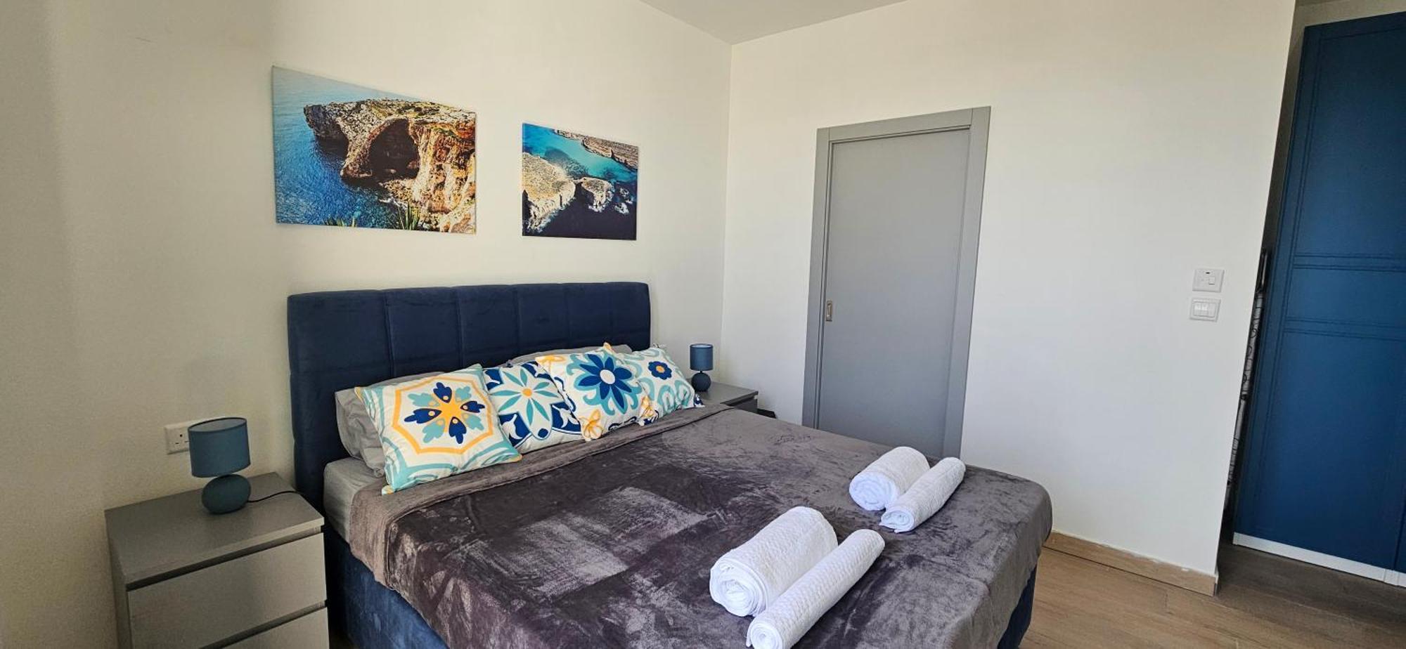 Sea Breeze Penthouse And Terrace Qawra St Paul'S Bay Apartment St. Paul's Bay Exterior foto